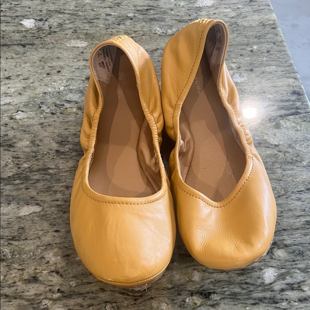 Eureka tan leather flats